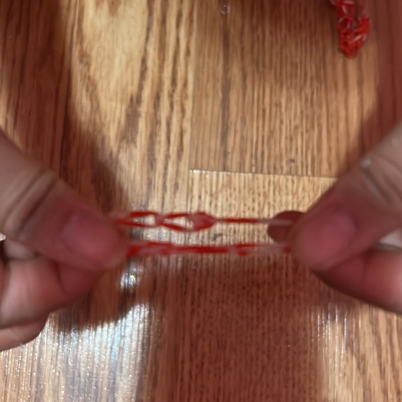 We got small large and medium red and white valentines colour - Picture 2 of 4